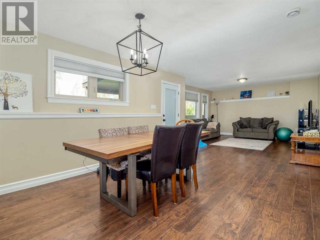 174 S 3rd Street E, Magrath, Alberta  T0K 1J0 - Photo 31 - A2242098