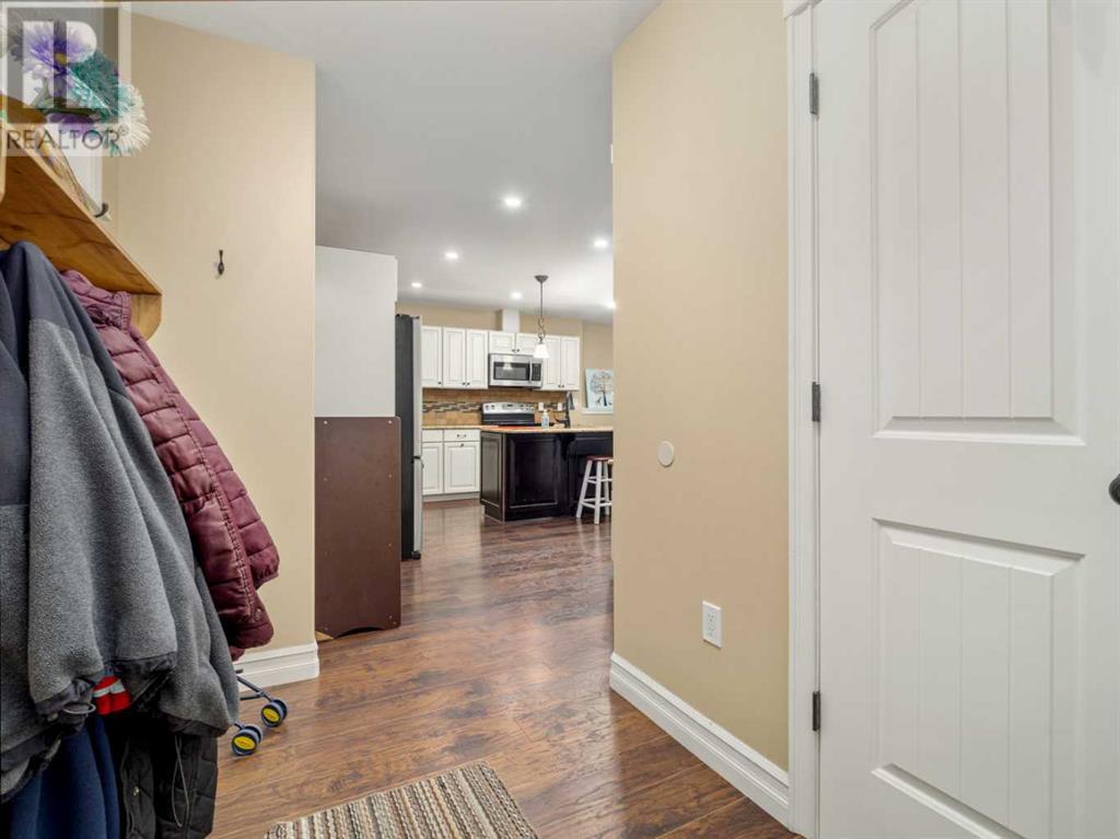 174 S 3rd Street E, Magrath, Alberta  T0K 1J0 - Photo 27 - A2242098