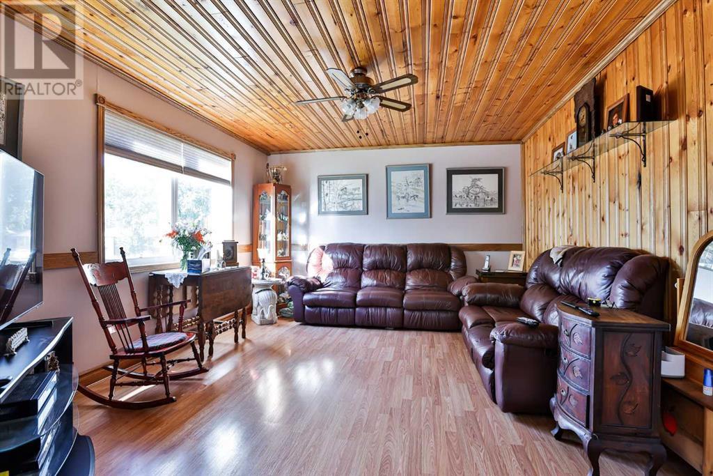 5226 43 Avenue S, Taber, Alberta  T1G 1B6 - Photo 19 - A2235373