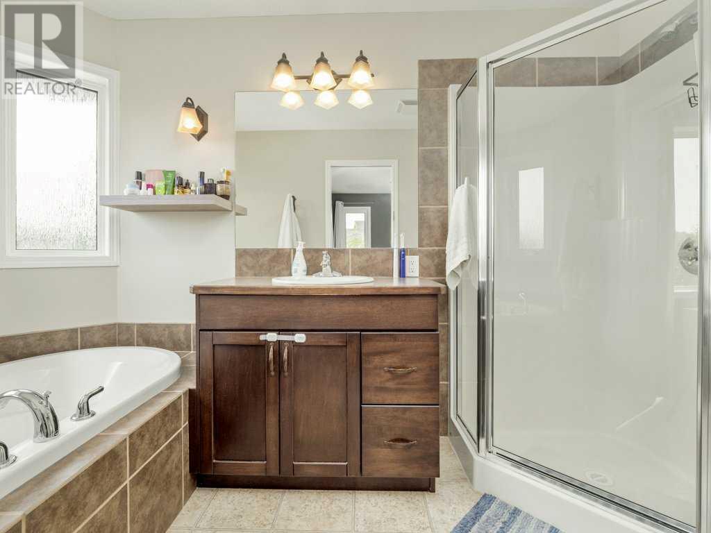 156 Riverstone Boulevard W, Lethbridge, Alberta  T1K 5E8 - Photo 24 - A2229459