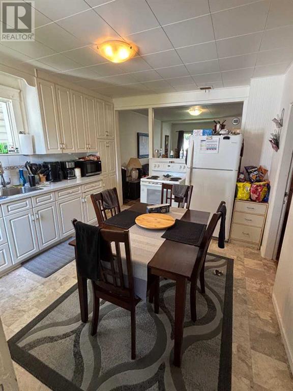 1610 3 Avenue N, Lethbridge, Alberta  T1H 0J8 - Photo 8 - A2242545