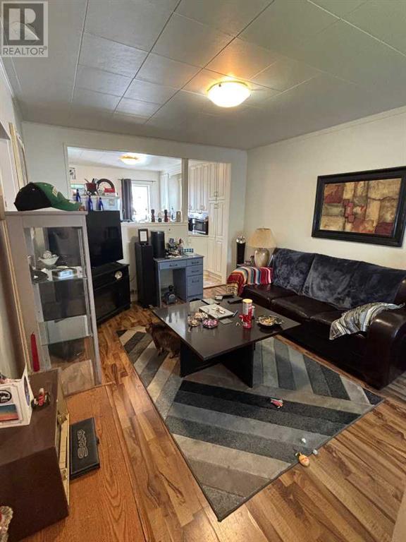 1610 3 Avenue N, Lethbridge, Alberta  T1H 0J8 - Photo 5 - A2242545