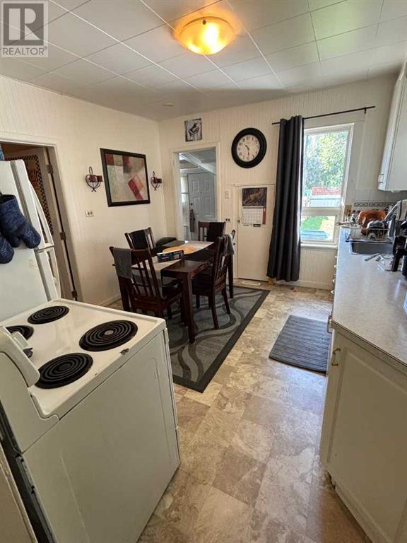 1610 3 Avenue N, Lethbridge, Alberta  T1H 0J8 - Photo 7 - A2242545