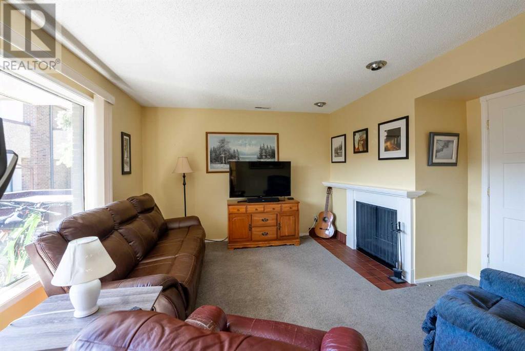 209, 2207 8 Avenue S, Lethbridge, Alberta  T1J 4G1 - Photo 2 - A2236450