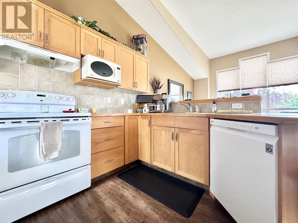 335 Lynx Crescent N, Lethbridge, Alberta  T1H 6X7 - Photo 16 - A2241578