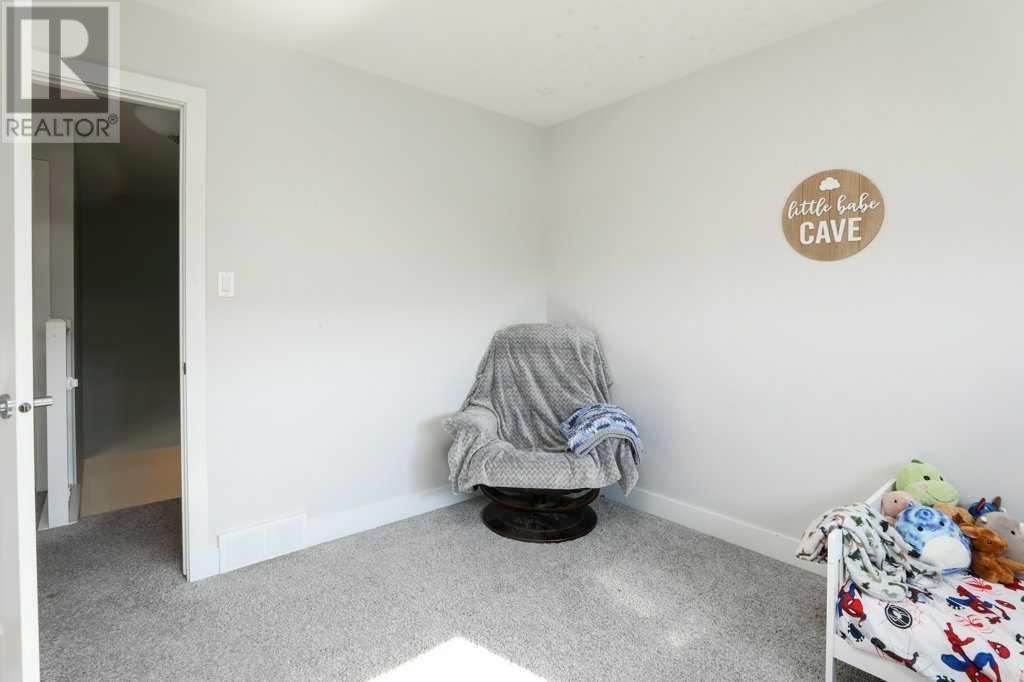 23 Country Meadows Boulevard W, Lethbridge, Alberta  T1J 5J4 - Photo 26 - A2228492