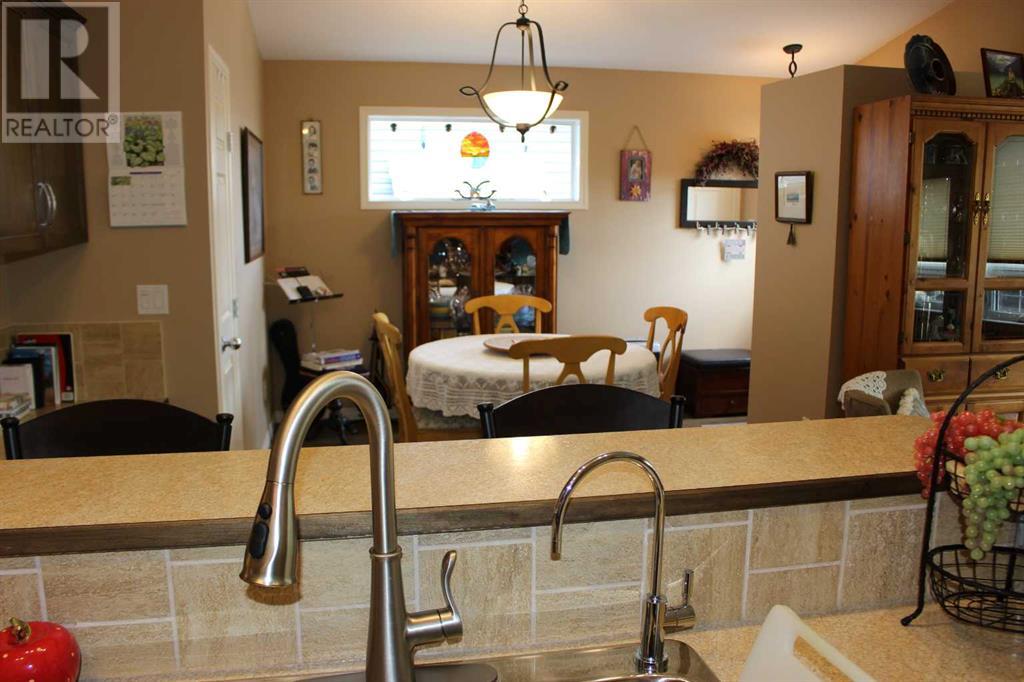 705 Northridge Avenue, Picture Butte, Alberta  T0K 1V0 - Photo 5 - A2240788