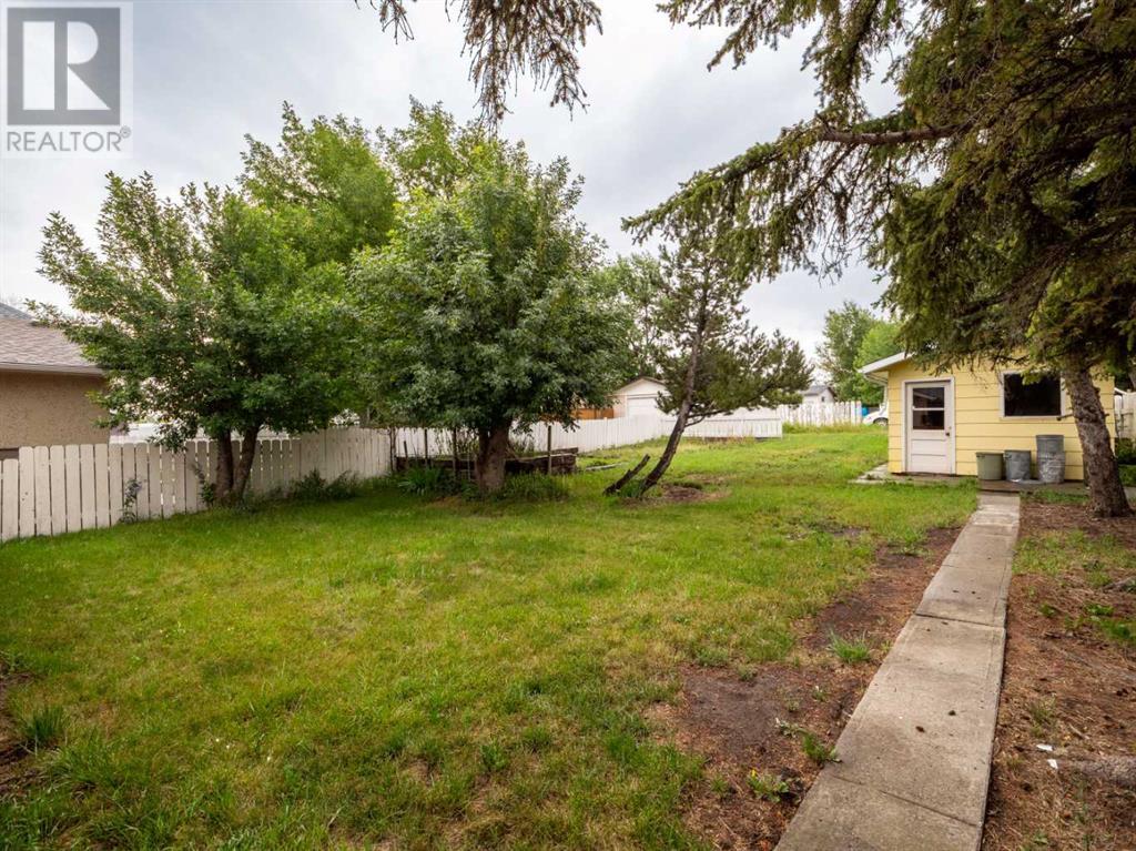 724 Florence Street, Pincher Creek, Alberta  T0K 1W0 - Photo 41 - A2241418