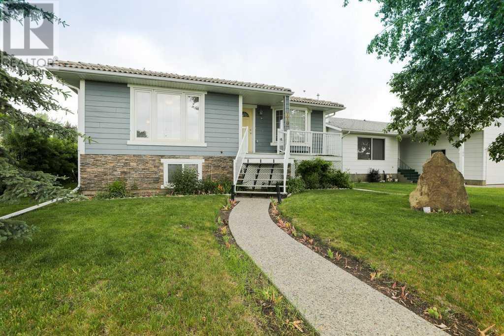 110 51 Avenue W, Claresholm, Alberta  T0L 0T0 - Photo 2 - A2228055
