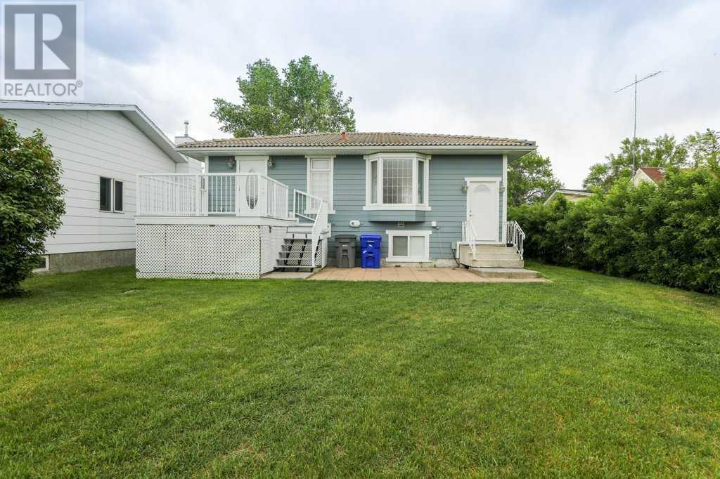 110 51 Avenue W, Claresholm, Alberta  T0L 0T0 - Photo 4 - A2228055