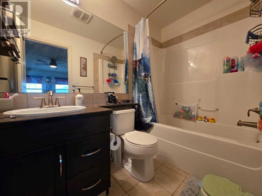 761 Silkstone Close W, Lethbridge, Alberta  T1J 4B9 - Photo 20 - A2241848