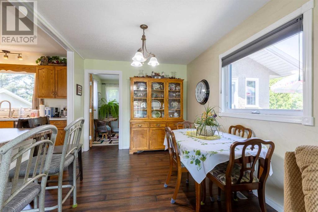2705 32a Avenue S, Lethbridge, Alberta  T1K 2Y1 - Photo 11 - A2235049