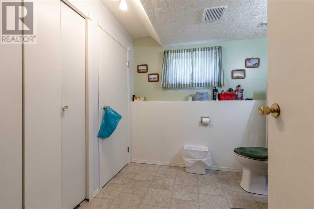 2705 32a Avenue S, Lethbridge, Alberta  T1K 2Y1 - Photo 32 - A2235049