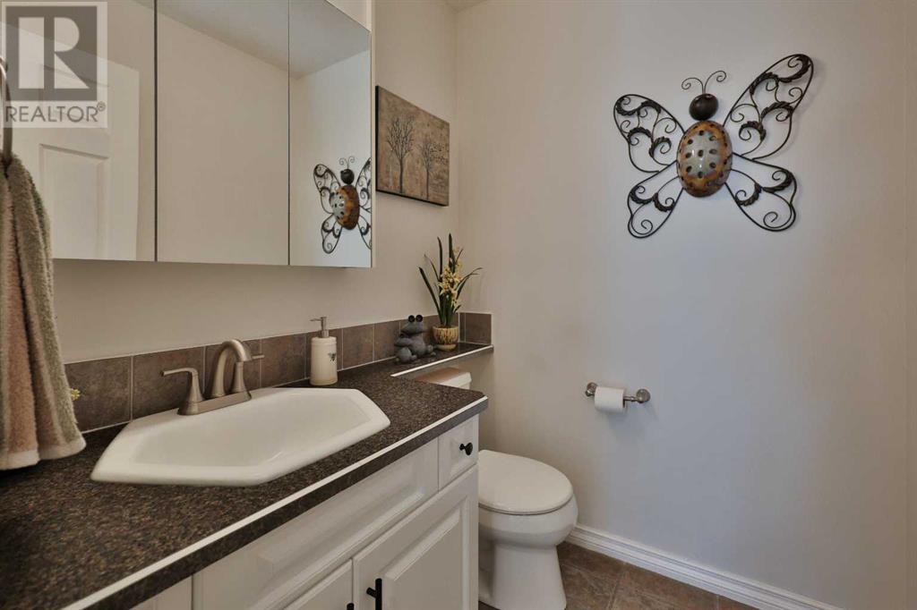 42 Fairmont Park Lane S, Lethbridge, Alberta  T1K 7H7 - Photo 14 - A2209152