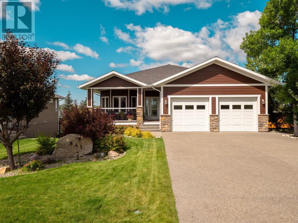 841 1 Street W, Cardston, Alberta  T0K 0K0 - Photo 1 - A2242283