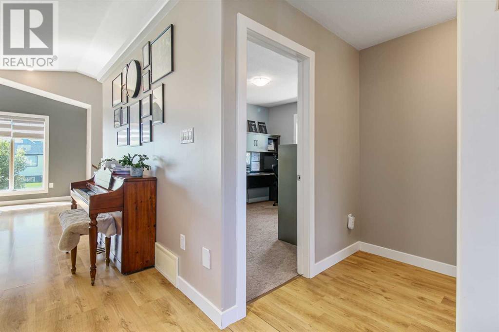 407 Barons Street, Nobleford, Alberta  T0L 1S0 - Photo 11 - A2243016