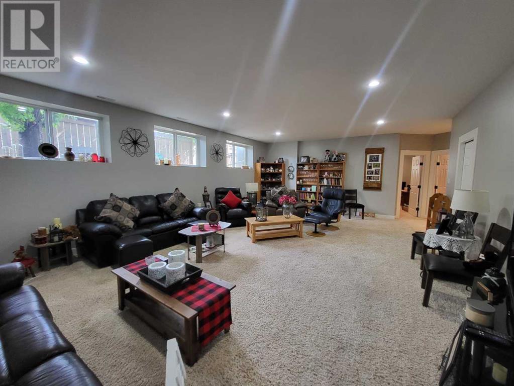 713 Centennial Avenue, Nobleford, Alberta  T0L 1S0 - Photo 28 - A2227126