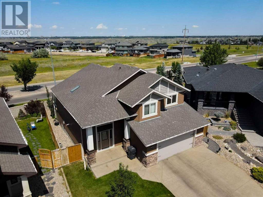 255 Canyon Estates Way W, Lethbridge, Alberta