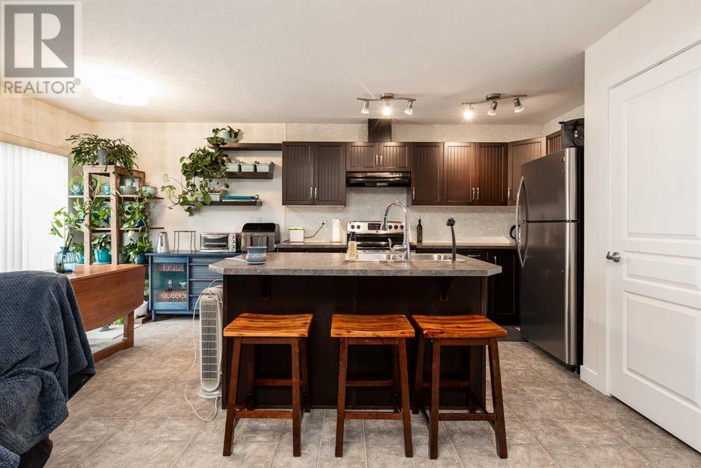 2, 213 Silkstone Road W, Lethbridge, Alberta  T1J 4J9 - Photo 4 - A2243140