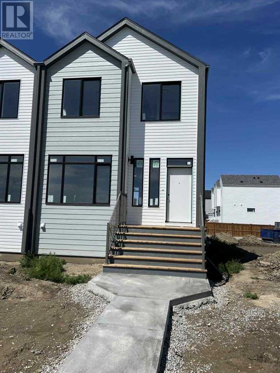689 Blackwolf Boulevard N, Lethbridge, Alberta