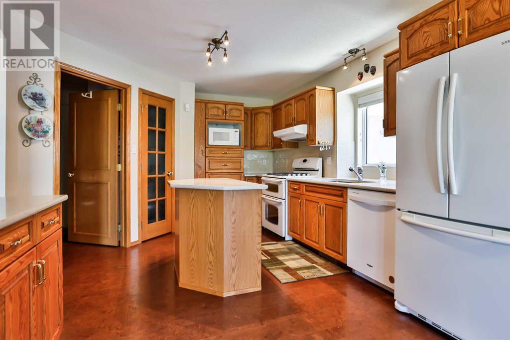 57 Canyon Boulevard W, Lethbridge, Alberta  T1K 6X6 - Photo 18 - A2211624