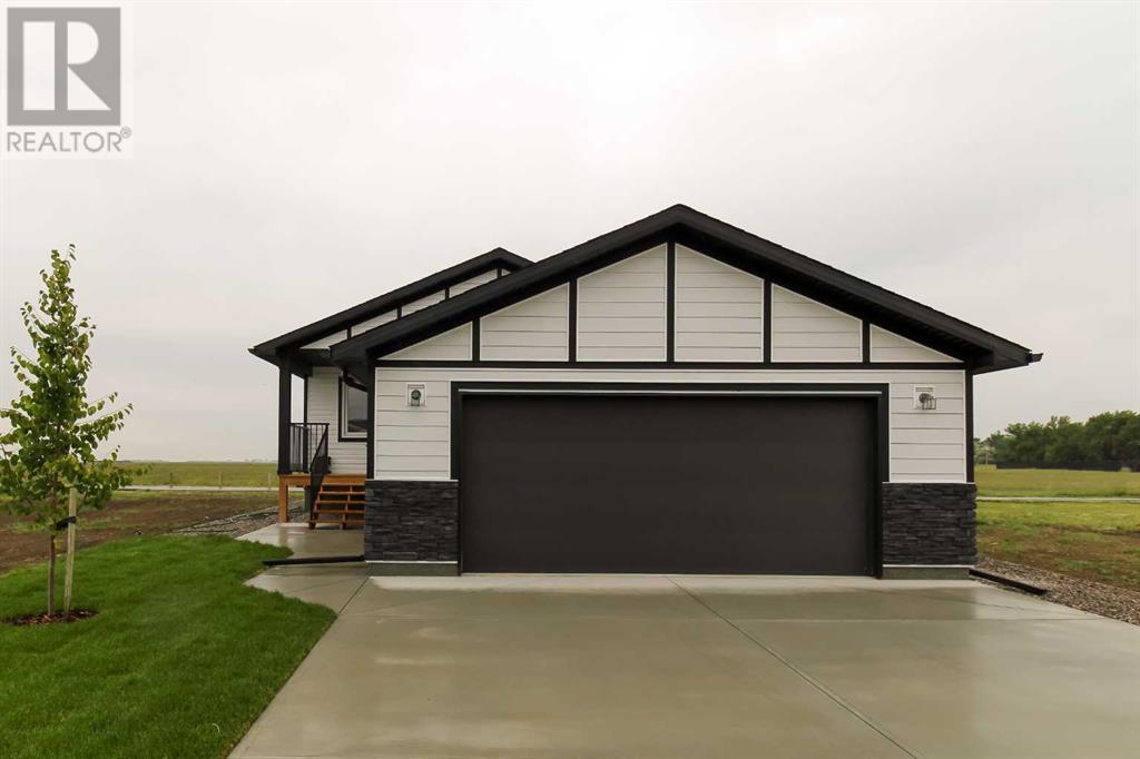 1937 Parkside Way, Coaldale, Alberta