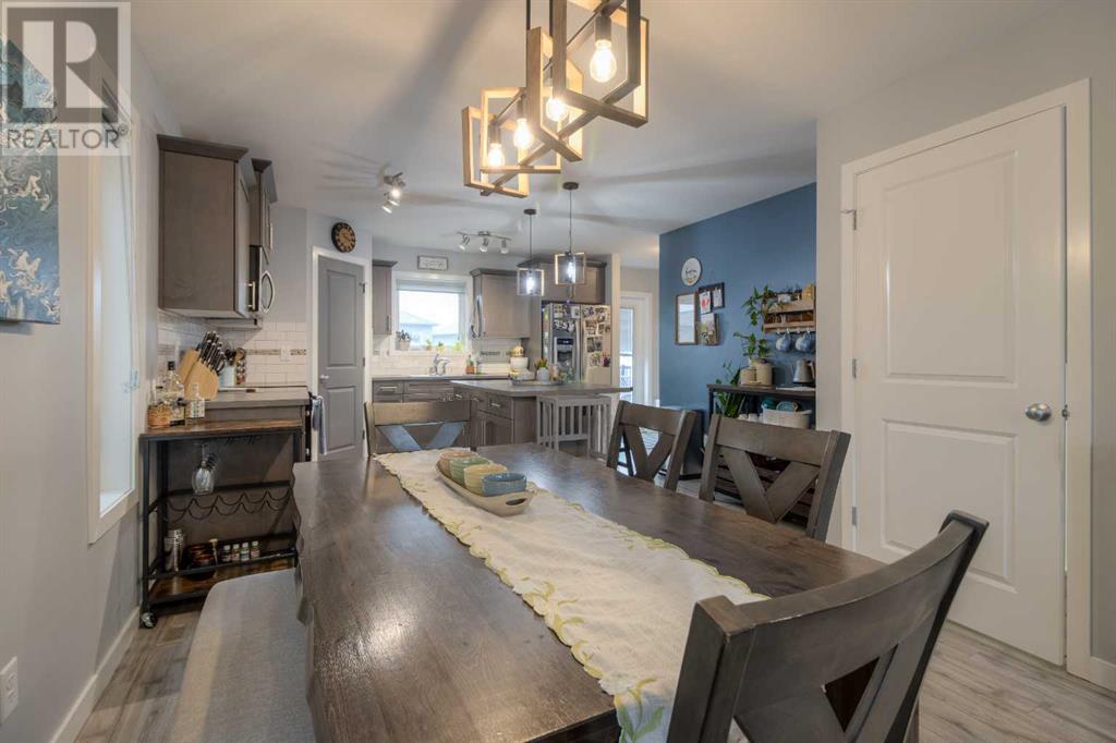 531 Moonlight Lane W, Lethbridge, Alberta  T1J 5K1 - Photo 11 - A2241846