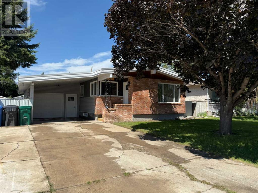 1106 12C Street N, Lethbridge, Alberta