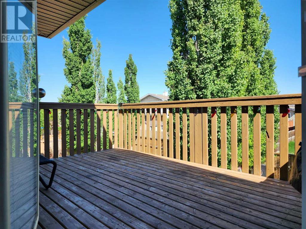734 Aberdeen Crescent W, Lethbridge, Alberta  T1K 5B2 - Photo 9 - A2226671