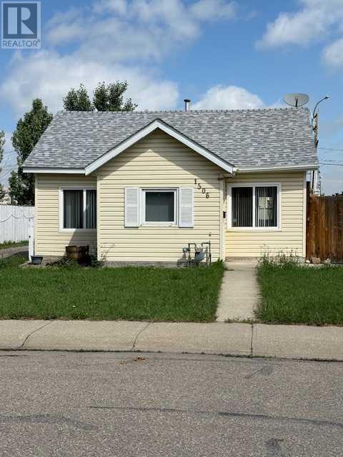 1506 19 Avenue, Coaldale, Alberta