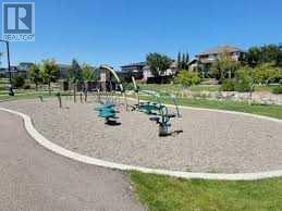 330 Prairie Garden Way S, Lethbridge, Alberta  T1K 5V8 - Photo 6 - A2190256