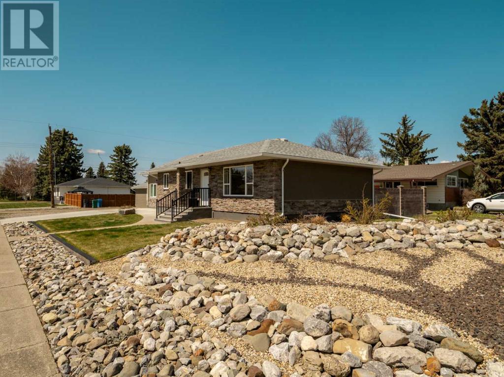 2615 3 Avenue S, Lethbridge, Alberta  T1J 0M3 - Photo 3 - A2215032