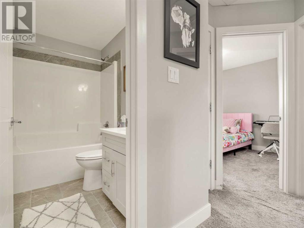 4521 Fairmont Gate S, Lethbridge, Alberta  T1K 8J3 - Photo 17 - A2226655