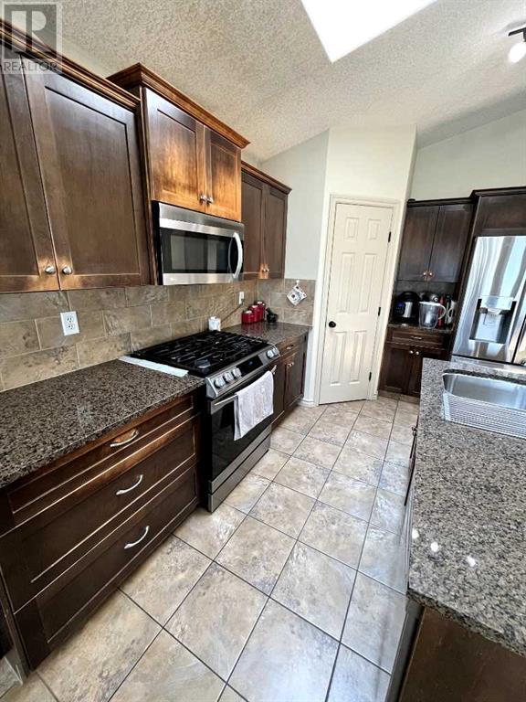 226 Gateway Manor S, Lethbridge, Alberta  T1K 5S1 - Photo 13 - A2238604