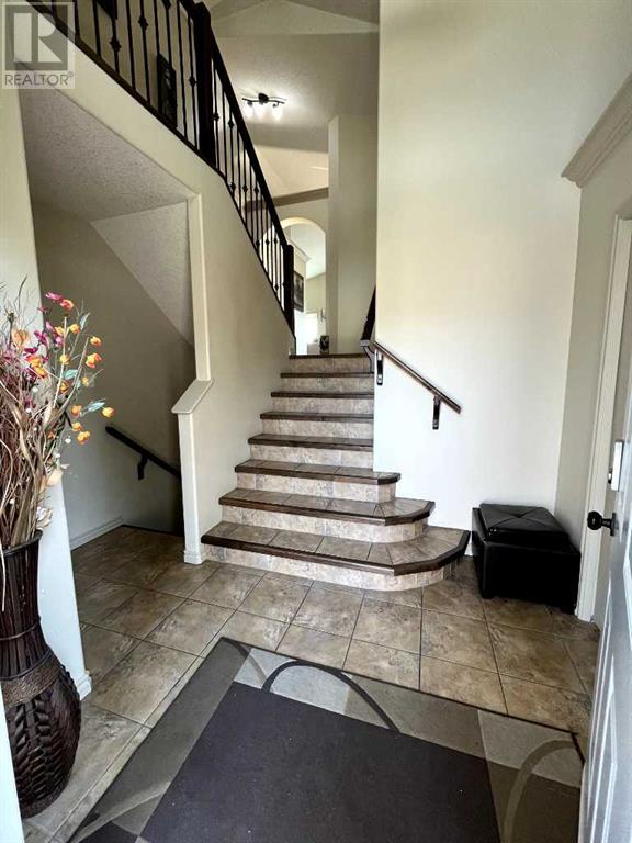 226 Gateway Manor S, Lethbridge, Alberta  T1K 5S1 - Photo 5 - A2238604