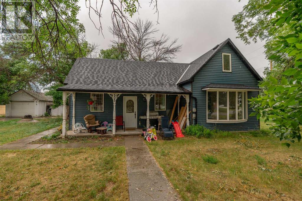 505 3 Street, Stirling, Alberta  T0K 2E0 - Photo 2 - A2233941
