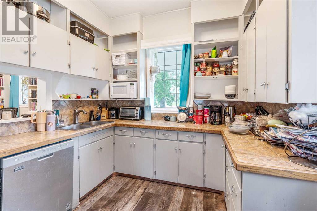 505 3 Street, Stirling, Alberta  T0K 2E0 - Photo 10 - A2233941