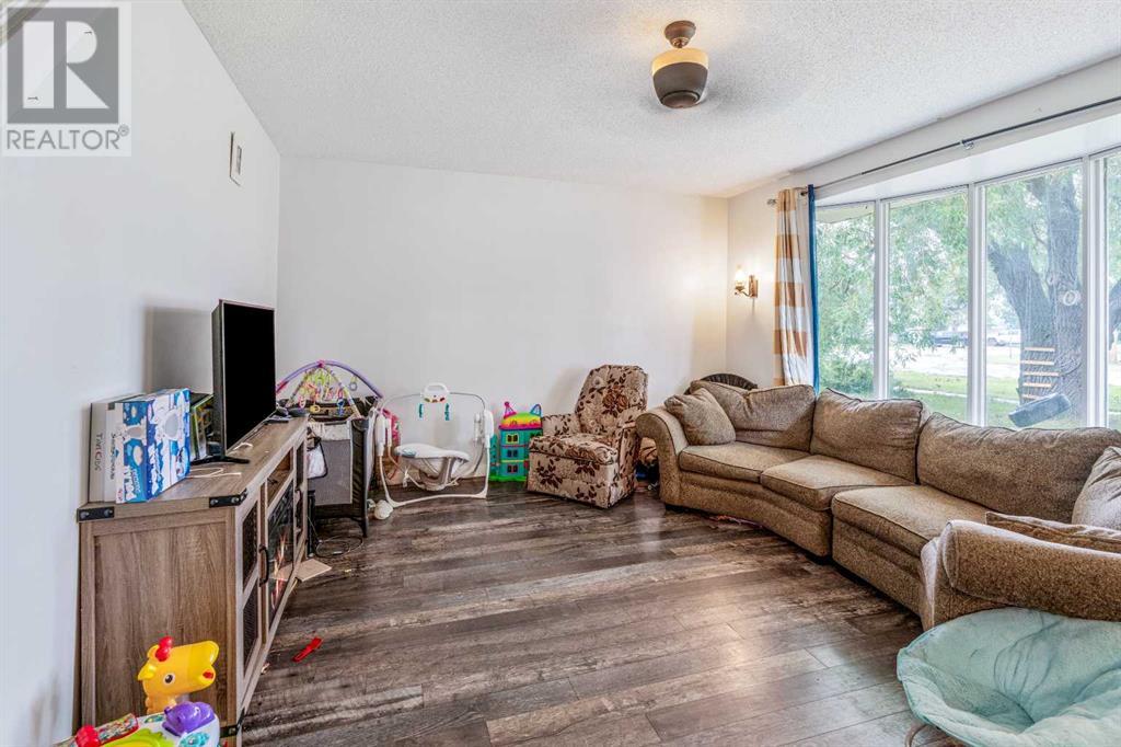 505 3 Street, Stirling, Alberta  T0K 2E0 - Photo 17 - A2233941