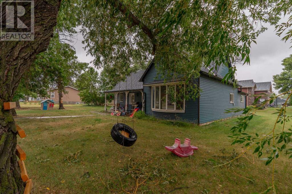 505 3 Street, Stirling, Alberta  T0K 2E0 - Photo 4 - A2233941