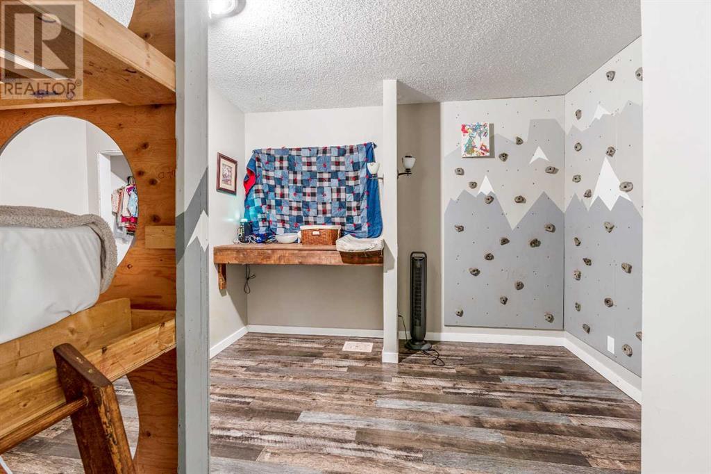 505 3 Street, Stirling, Alberta  T0K 2E0 - Photo 25 - A2233941
