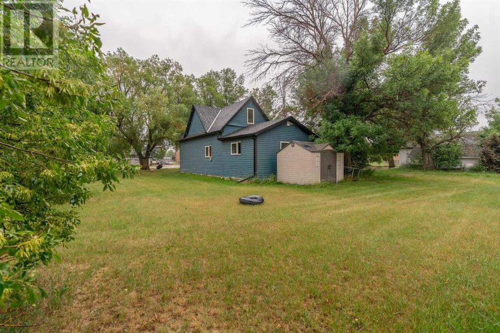 505 3 Street, Stirling, Alberta  T0K 2E0 - Photo 38 - A2233941
