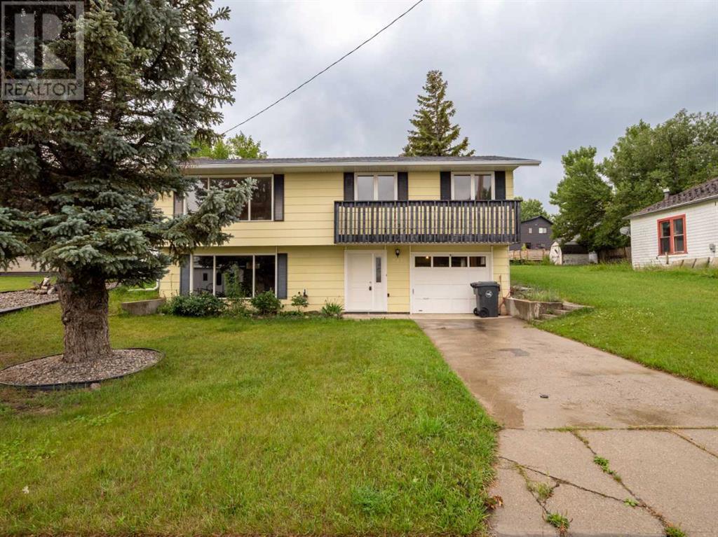 724 Florence Street, Pincher Creek, Alberta