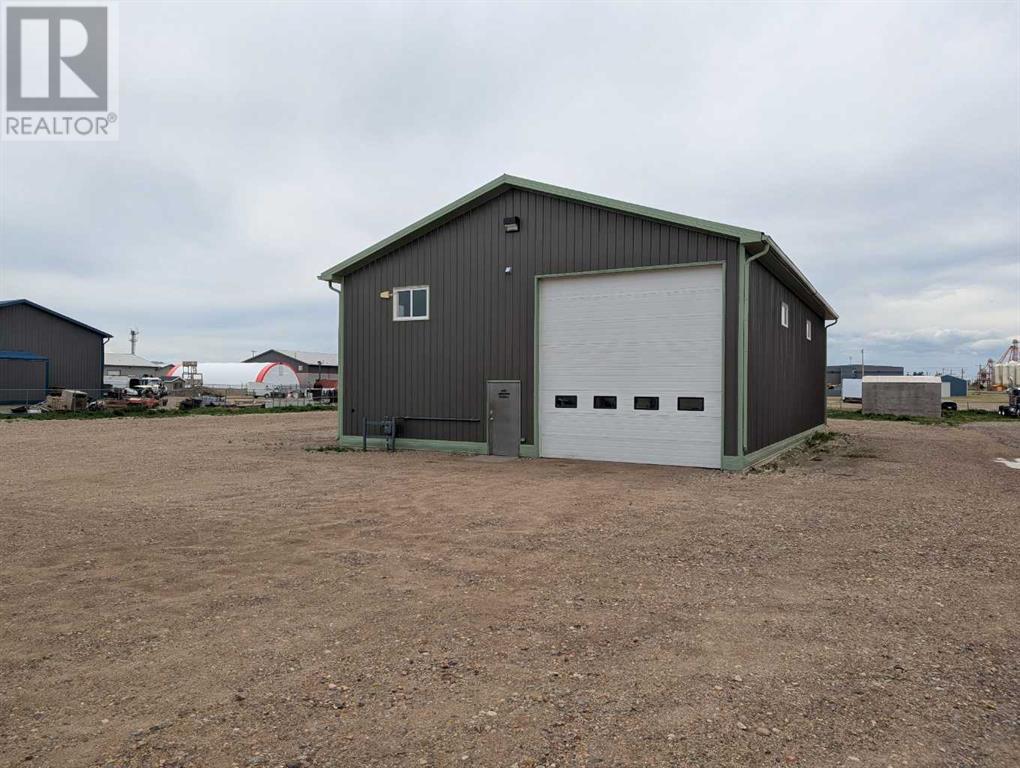 118 13 Street, Nobleford, Alberta  T0L 1S0 - Photo 12 - A2236351
