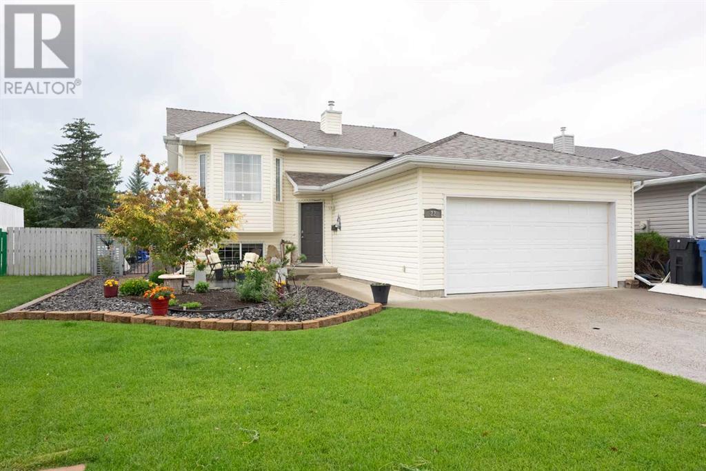 22 Mt Backus Crescent W, Lethbridge, Alberta