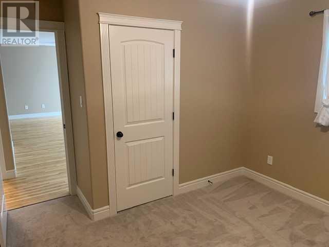 1, 893 Mount Sundance Manor W, Lethbridge, Alberta  T1J 1X5 - Photo 16 - A2243874