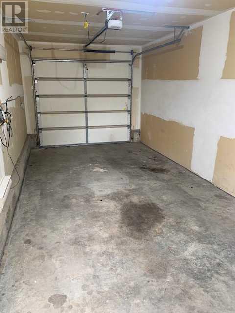 1, 893 Mount Sundance Manor W, Lethbridge, Alberta  T1J 1X5 - Photo 18 - A2243874