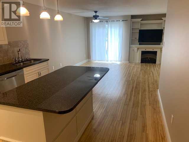 1, 893 Mount Sundance Manor W, Lethbridge, Alberta  T1J 1X5 - Photo 9 - A2243874