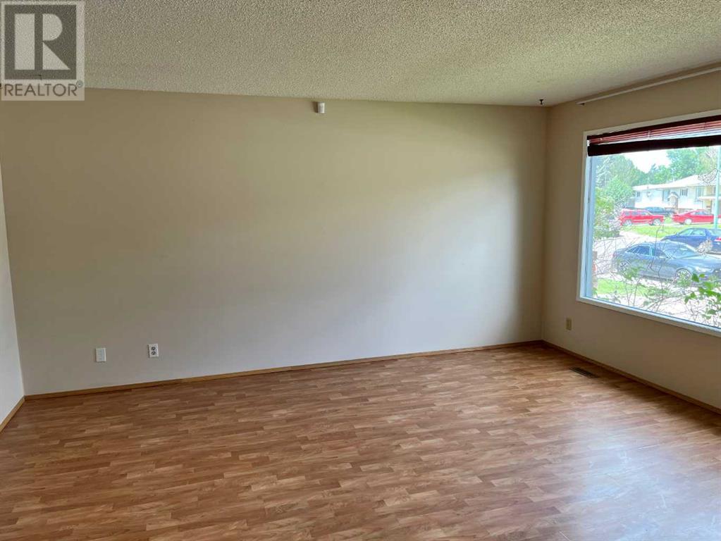 220 Laval Boulevard W, Lethbridge, Alberta  T1K 4E6 - Photo 6 - A2243897
