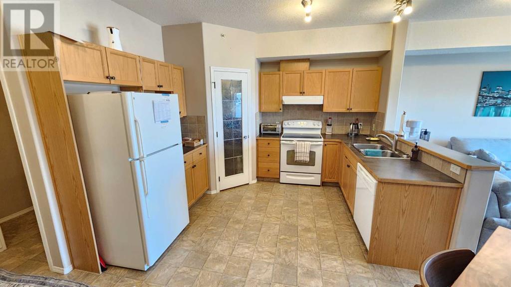 464, 2020 32 Street S, Lethbridge, Alberta  T1K 7T9 - Photo 8 - A2241246