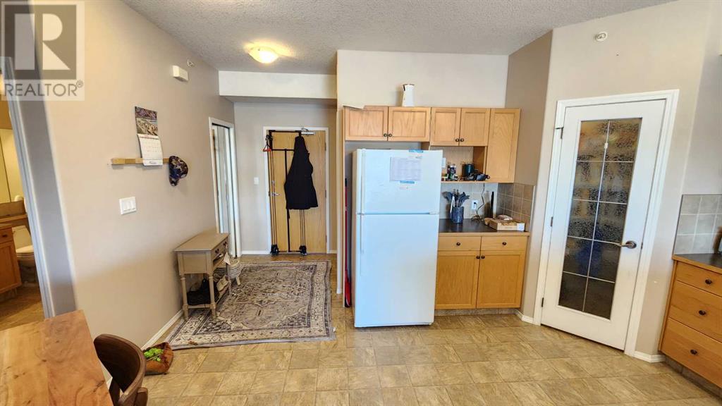464, 2020 32 Street S, Lethbridge, Alberta  T1K 7T9 - Photo 6 - A2241246